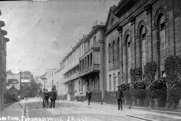 York Road - viewed from Mount Pleasant towards the Common / London Road
